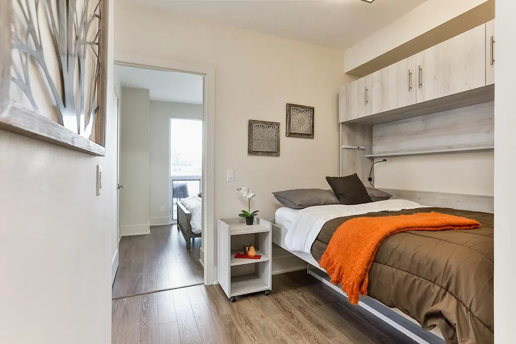 Apartment Gorgeous 2-Bedroom In The Heart Of Downtown Toronto