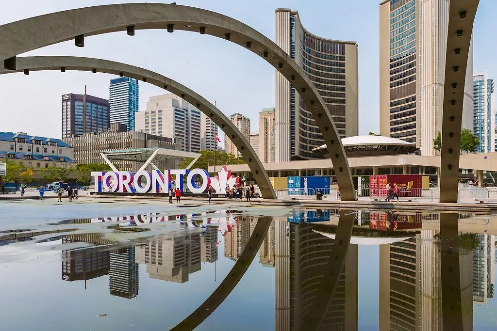 Gorgeous 2-Bedroom In The Heart Of Downtown Toronto 0*,  Canada
