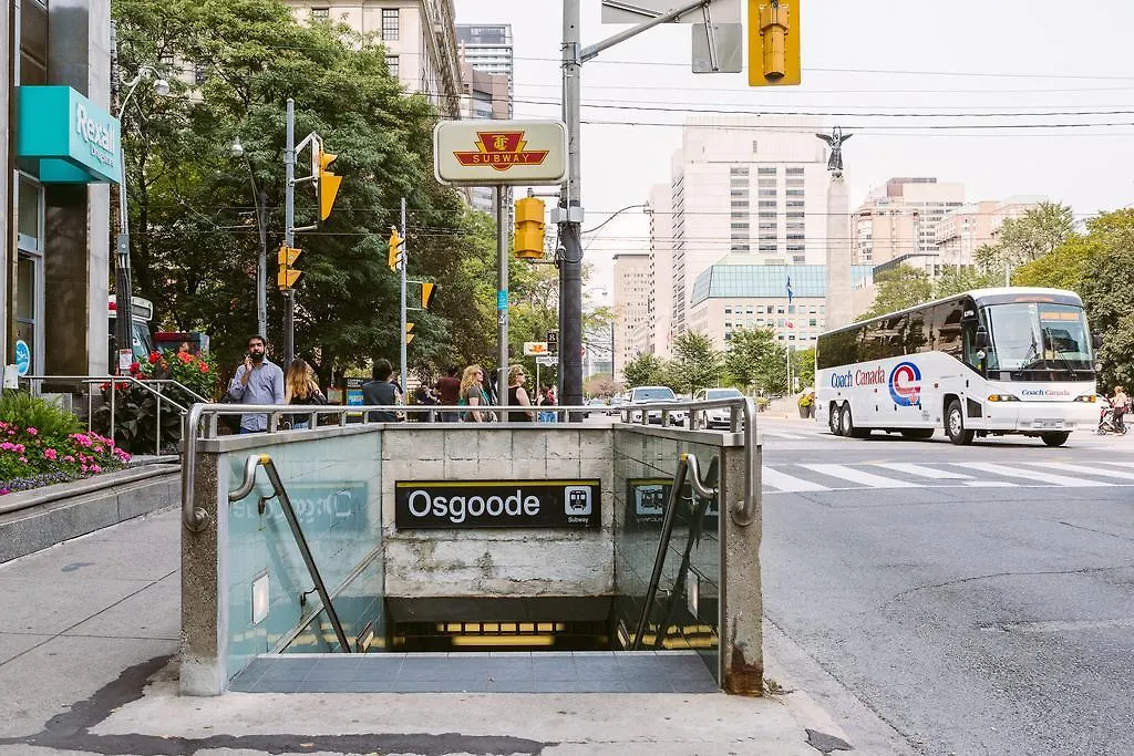 Gorgeous 2-Bedroom In The Heart Of Downtown Toronto 0*,
