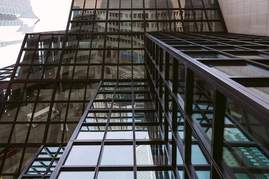 Gorgeous 2-Bedroom In The Heart Of Downtown Toronto Canada