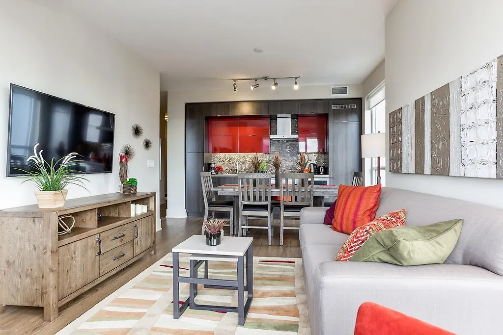 Gorgeous 2-Bedroom In The Heart Of Downtown Toronto